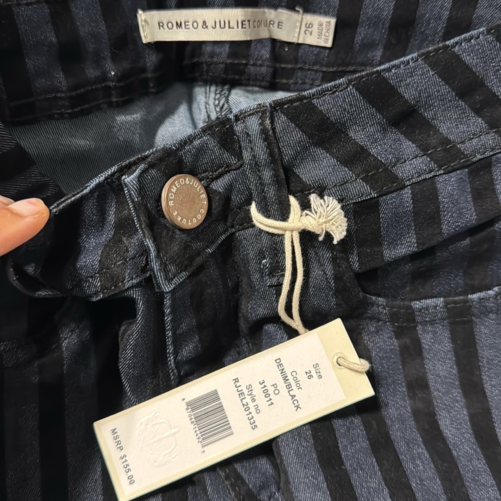 Romeo & Juliet Striped Black Velvet Jeans🎉🎉 - Picture 7 of 11